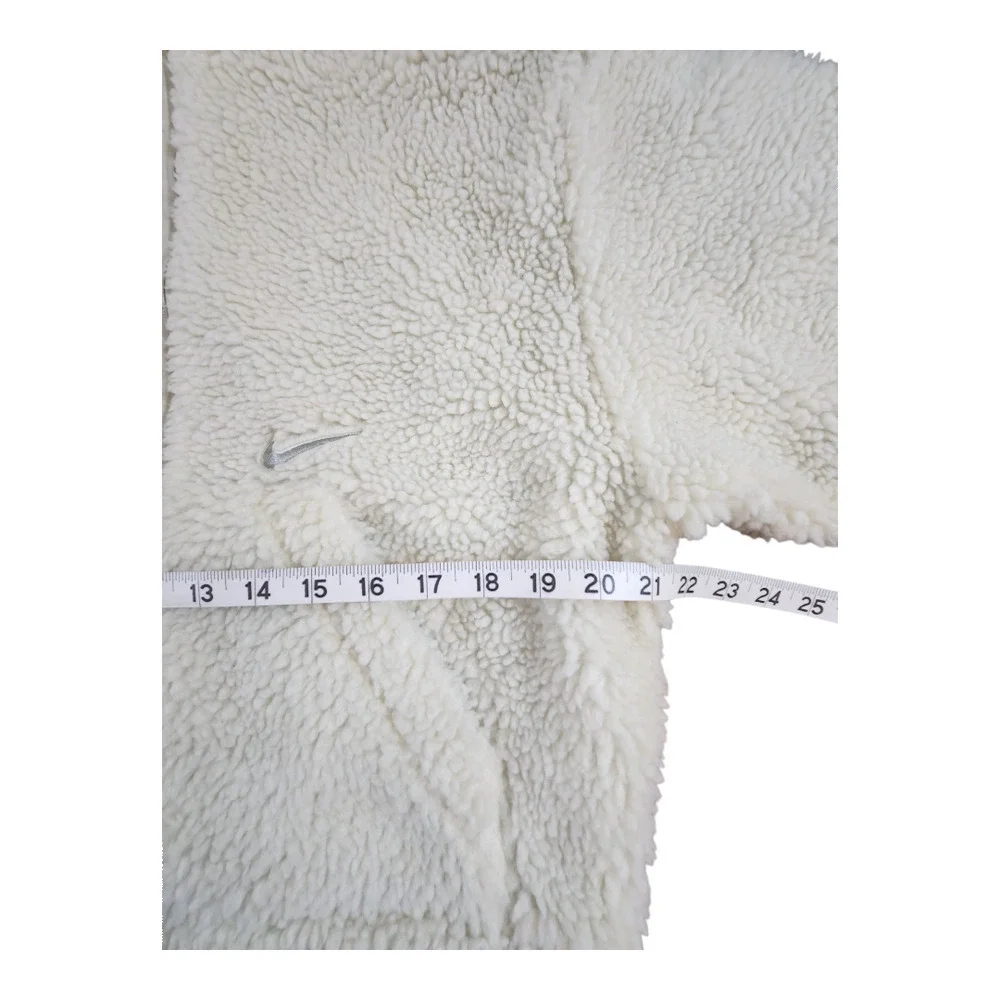 Nike white cream Sherpa fleece jacket sz Med. lined‎ cropped big swoosh